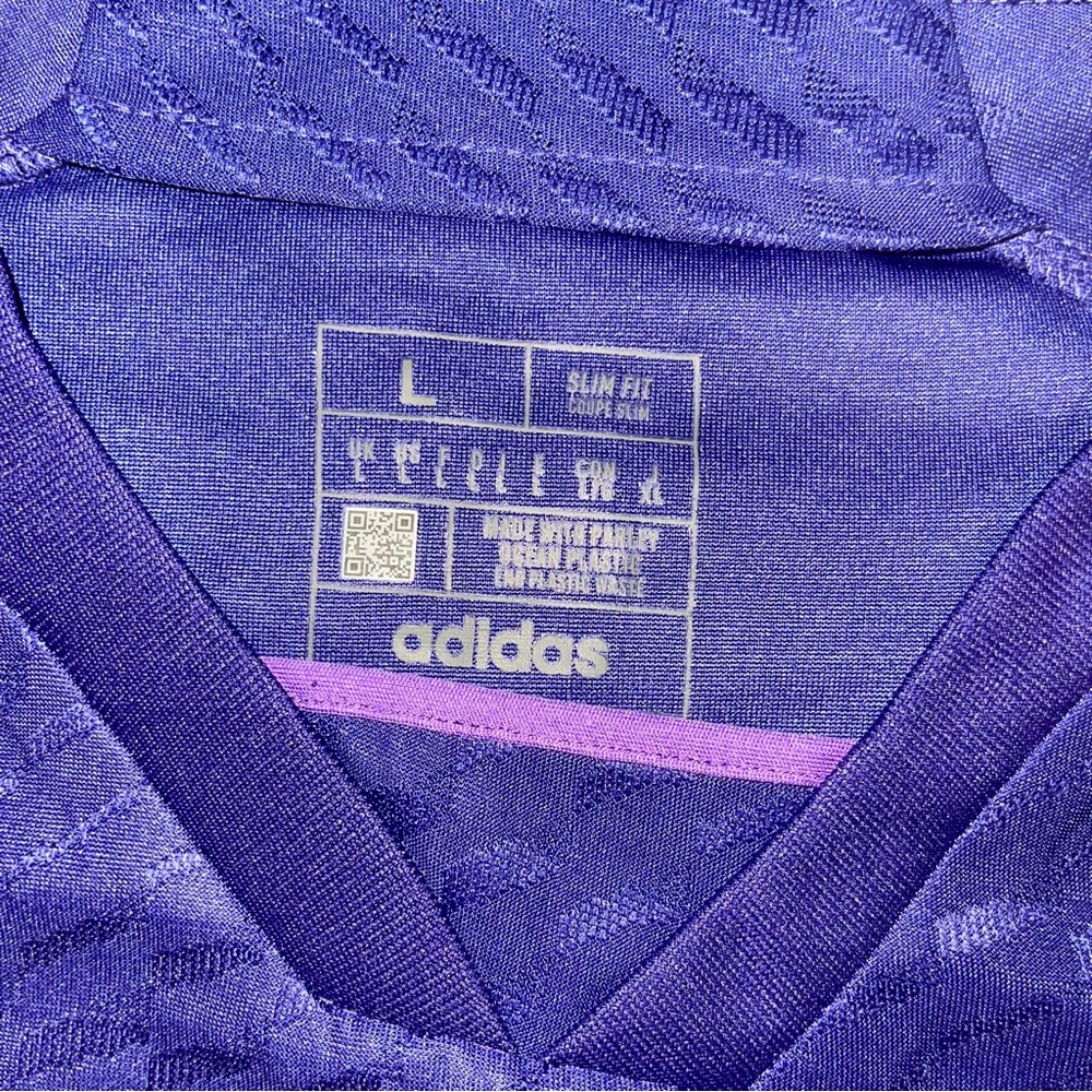 Adidas Leo Messi Authentic 2022-2023 Men’s Away Soccer Jersey🆕 - Picture 9 of 15